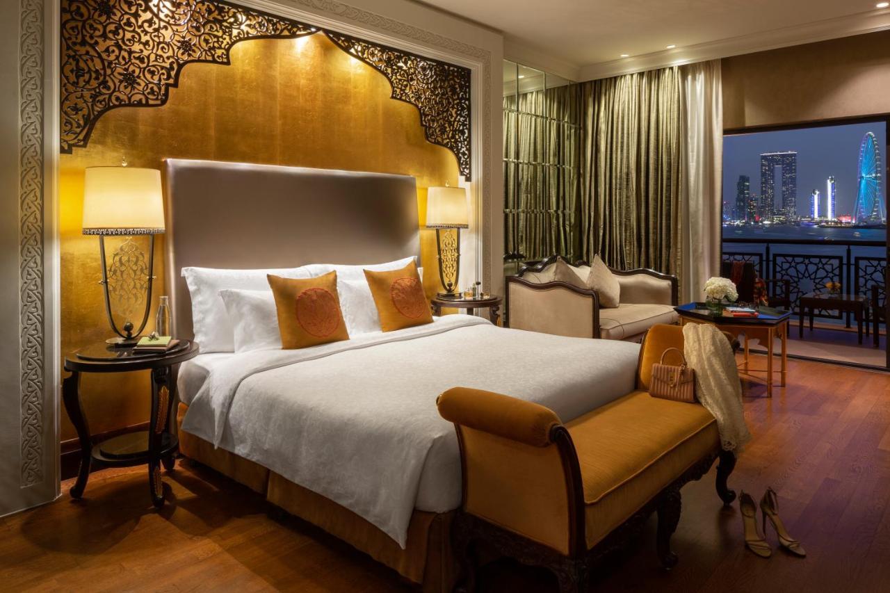 Jumeirah Zabeel Saray Dubai Exterior photo A suite at the Mandarin Oriental, Bangkok