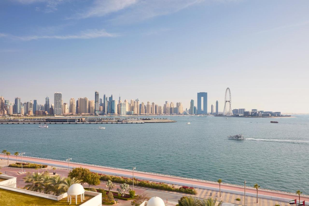 Jumeirah Zabeel Saray Dubai Exterior photo Abu Dhabi skyline