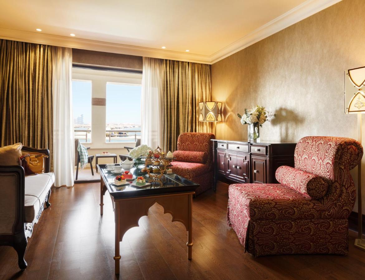 Jumeirah Zabeel Saray Dubai Exterior photo A suite at the hotel