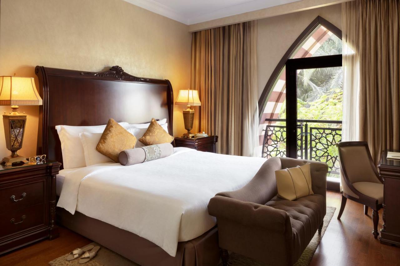 Jumeirah Zabeel Saray Dubai Exterior photo Deluxe Room