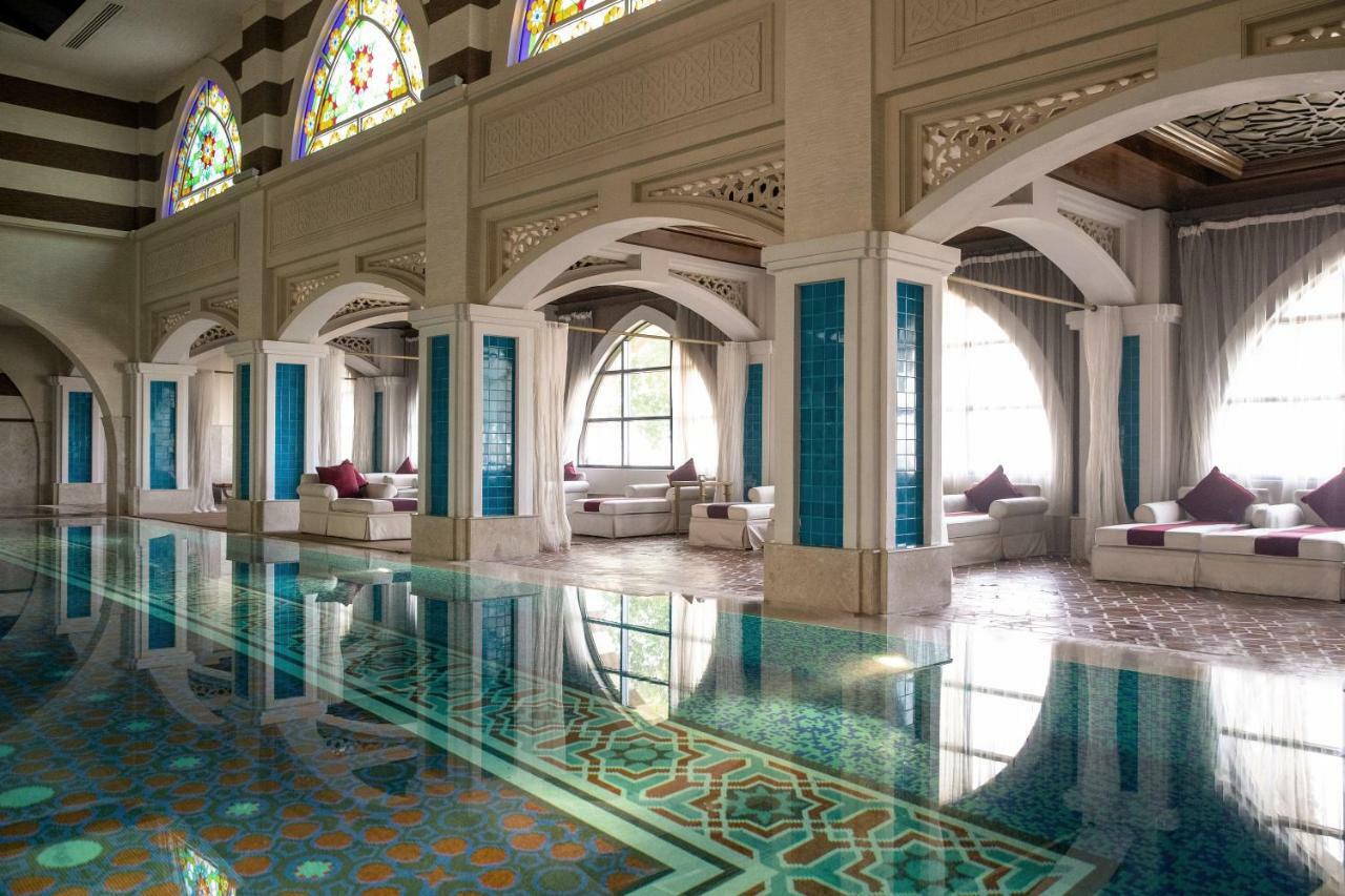 Jumeirah Zabeel Saray Dubai Exterior photo The Royal Spa at The Royal